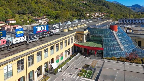 negozio in affitto a Villanuova sul Clisi