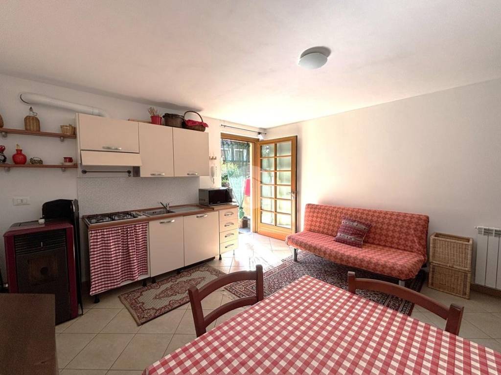 appartamento in affitto a Vione in zona Stadolina