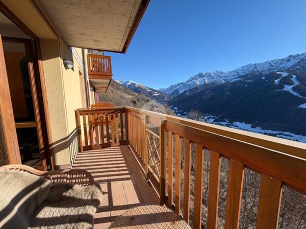 appartamento in affitto a Vione in zona Canè