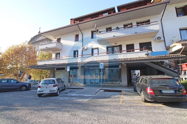 negozio in affitto a Piancogno in zona Piamborno