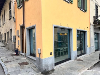 negozio in affitto a Chieri