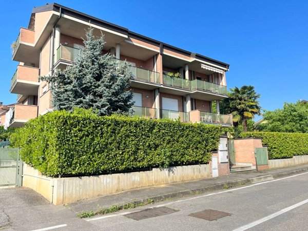 appartamento in affitto a Chieri in zona Roaschia