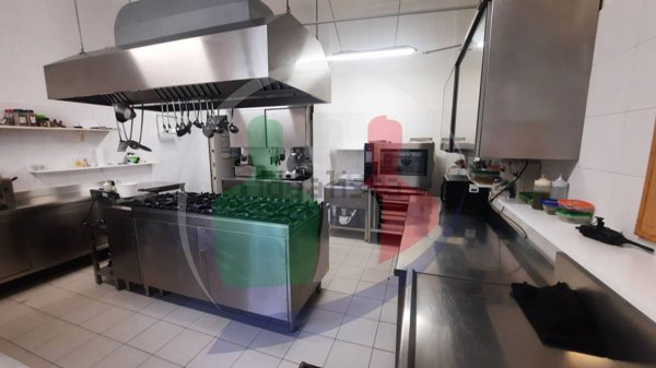 negozio in affitto a Chieri