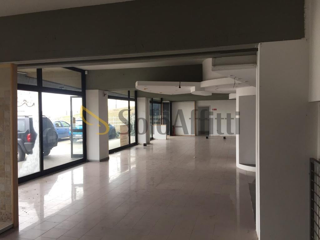 esavano in affitto a Chieri