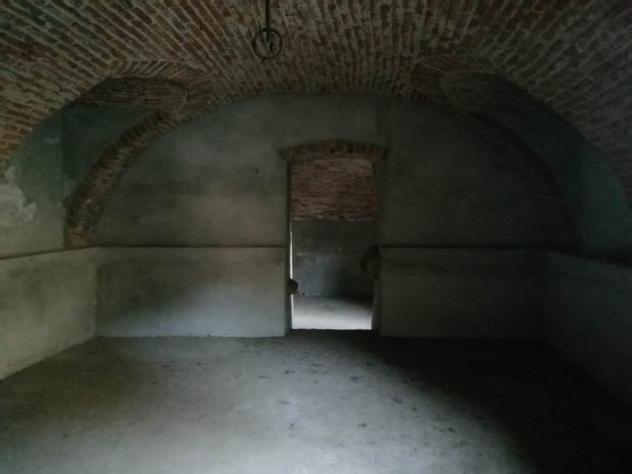 locale commerciale in affitto a Chieri