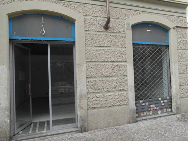 negozio in affitto a Chieri