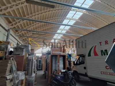 capannone in affitto a Chieri