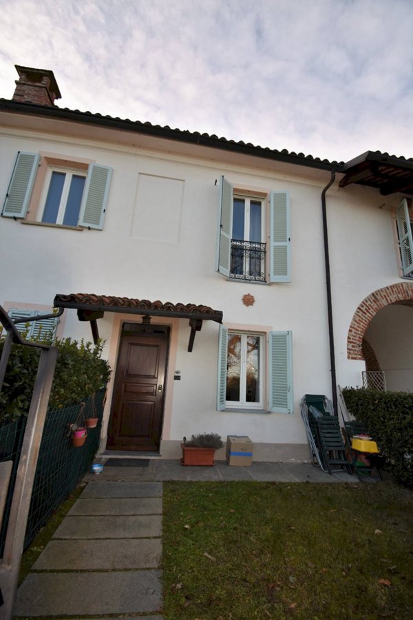 casa indipendente in affitto a Chieri