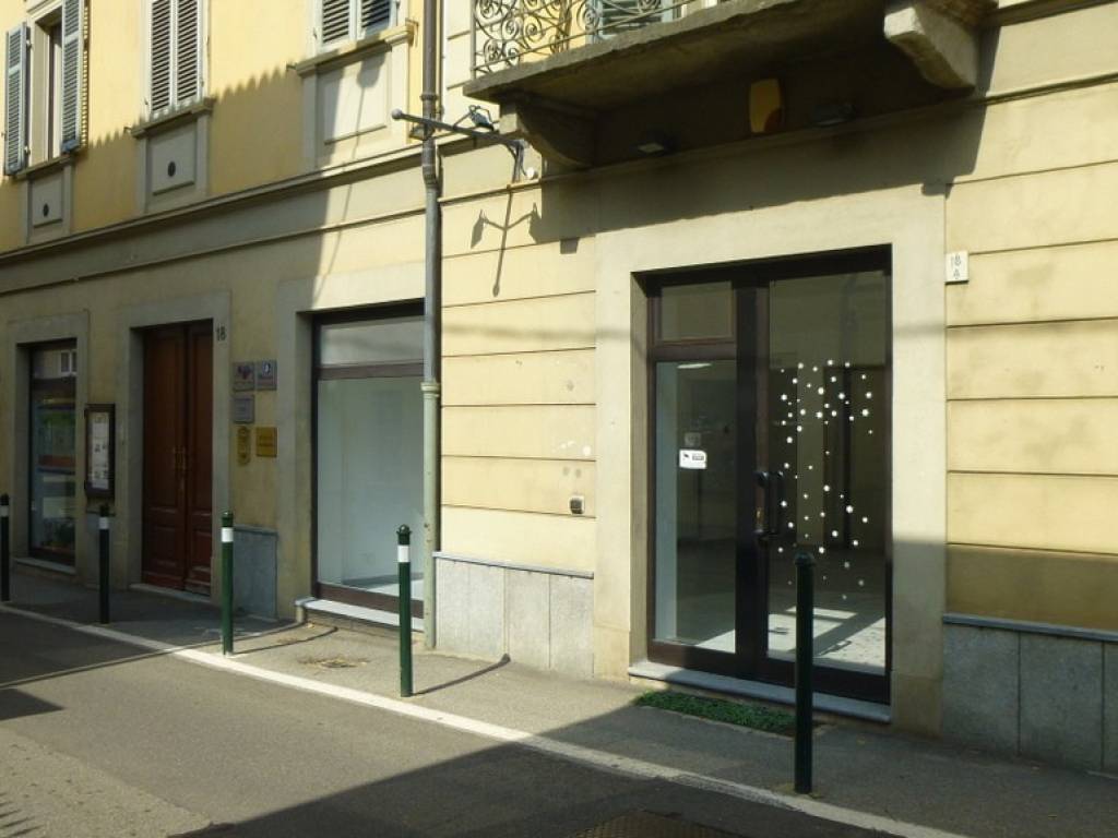 negozio in affitto a Chieri
