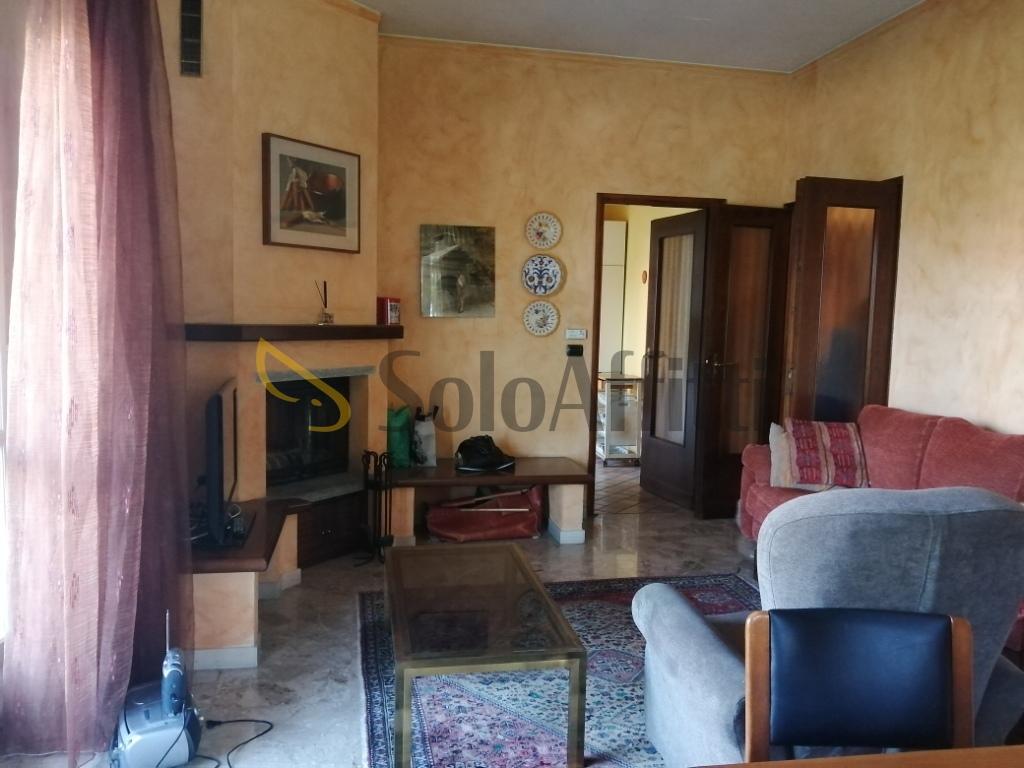 casa indipendente in affitto a Chieri