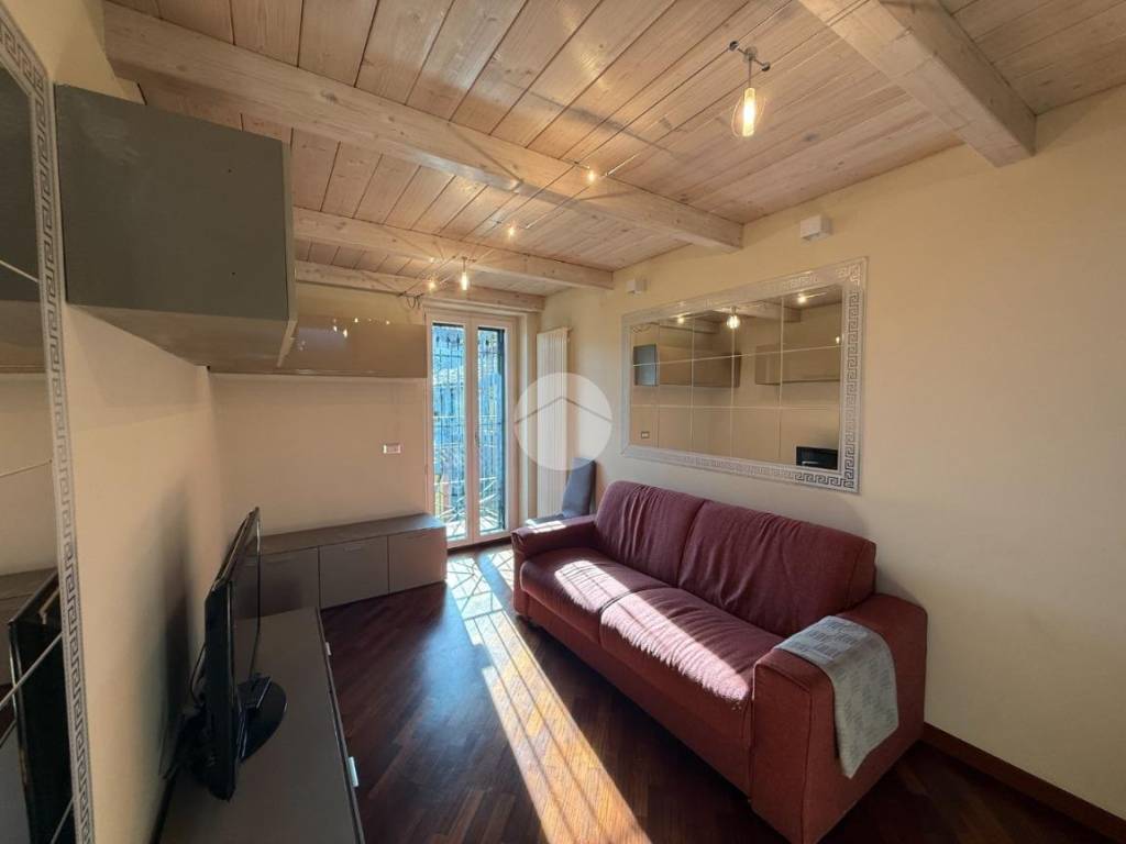 casa indipendente in affitto a Chieri