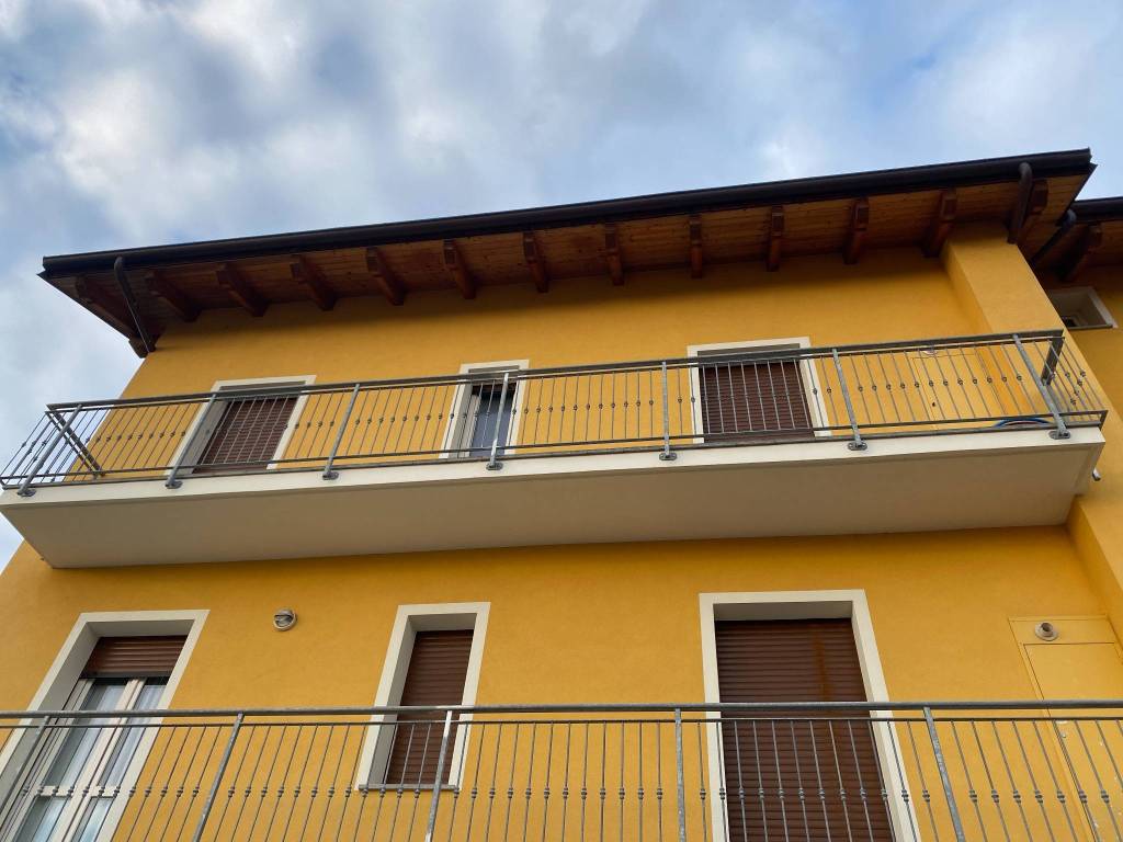 appartamento in affitto a Chieri in zona Pessione