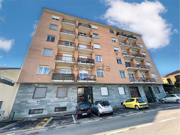 appartamento in affitto a Chieri in zona Roaschia