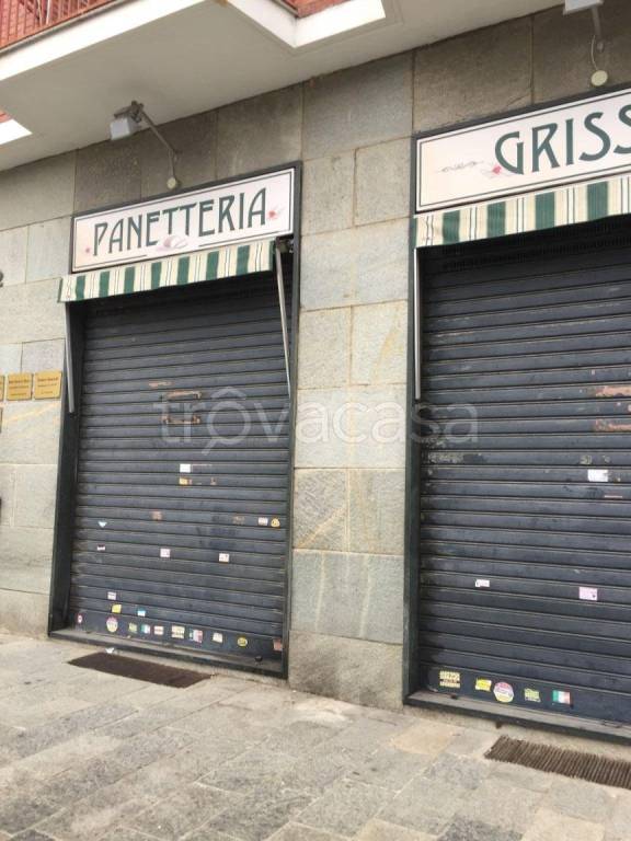 negozio in affitto a Chieri