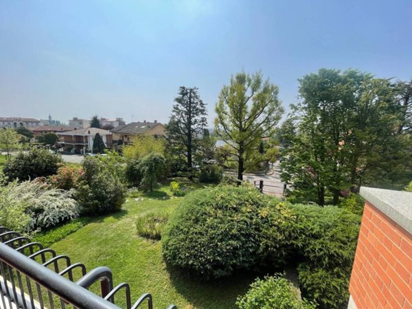 appartamento in affitto a Chieri in zona Roaschia