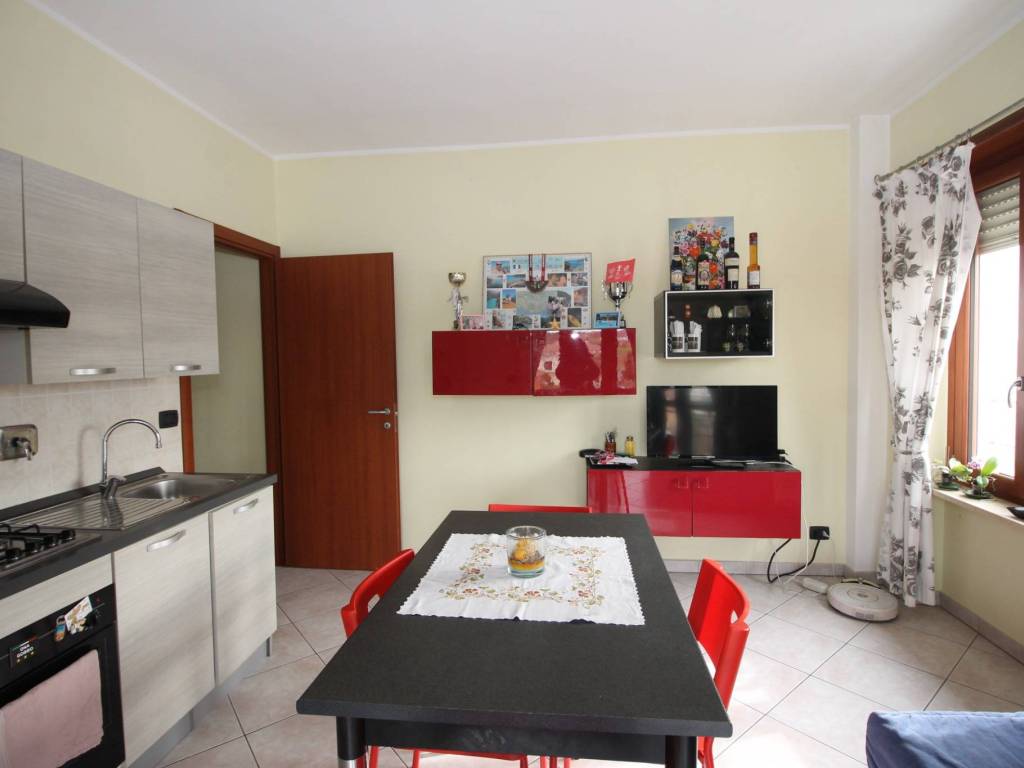 appartamento in affitto a Chieri in zona Canarone