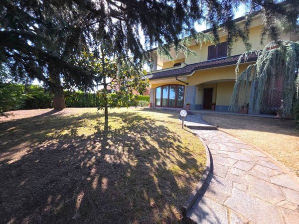 appartamento in affitto a Chieri in zona Roaschia