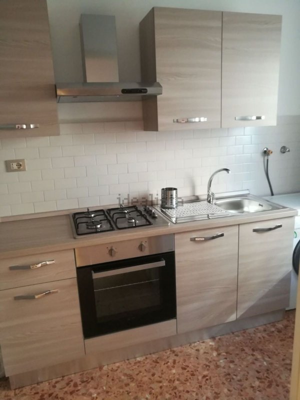 appartamento in affitto a Chieri in zona Canarone