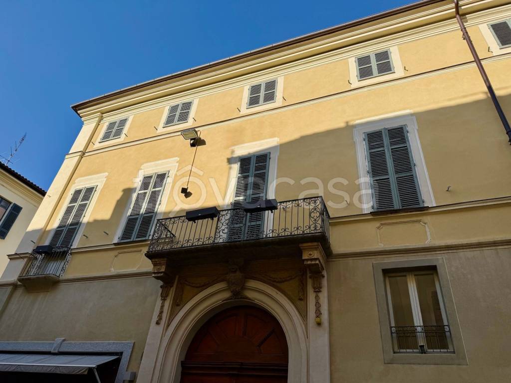 appartamento in affitto a Chieri in zona Canarone
