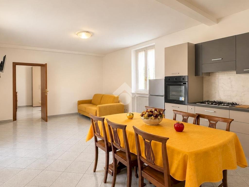appartamento in affitto a Chieri in zona Canarone