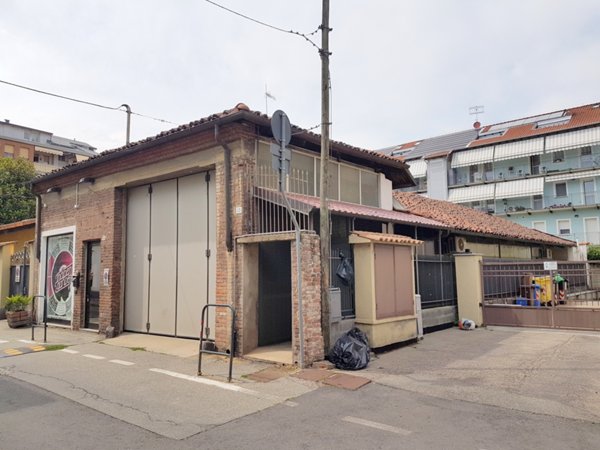 locale di sgombero in affitto a Chivasso