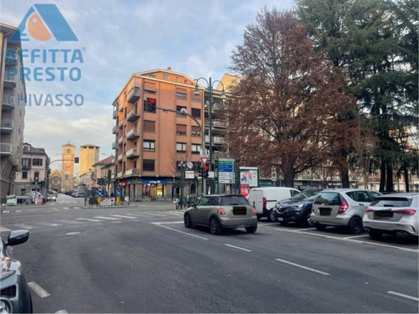 negozio in affitto a Chivasso