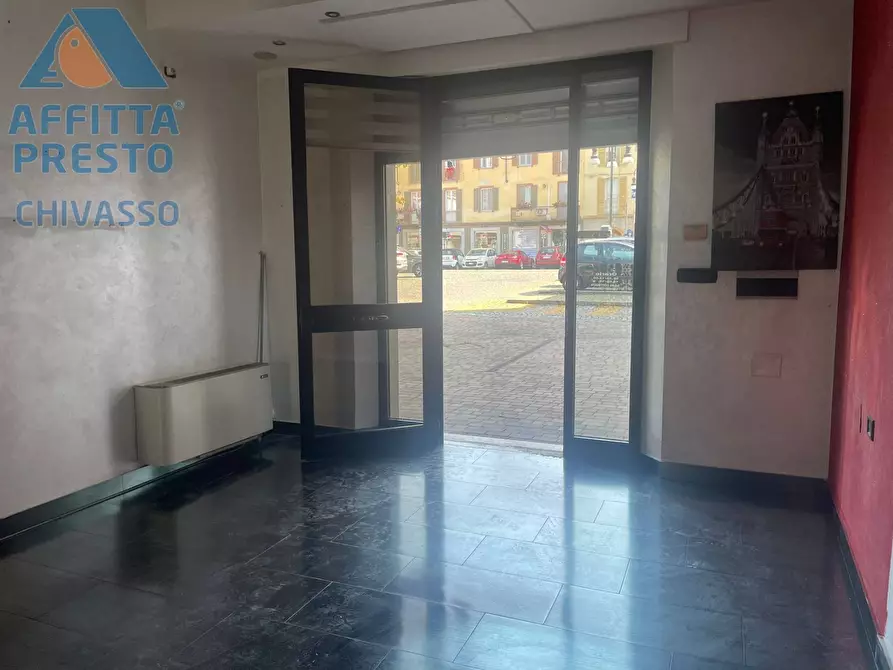 negozio in affitto a Chivasso