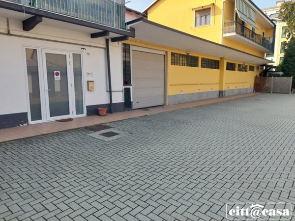locale di sgombero in affitto a Chivasso
