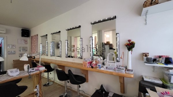 locale commerciale in affitto a Chivasso