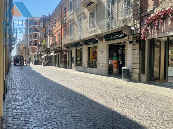 negozio in affitto a Chivasso