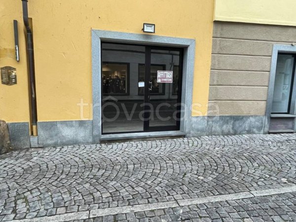 negozio in affitto a Chivasso