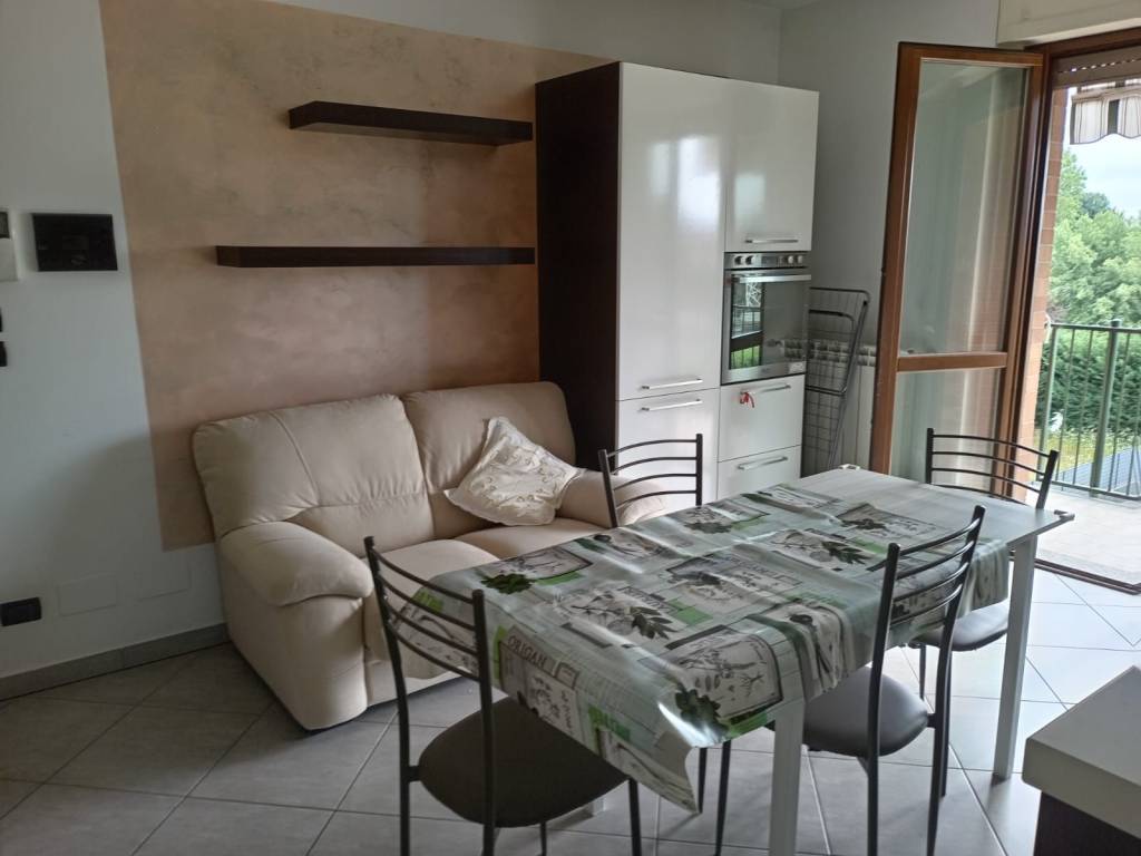 appartamento in affitto a Chivasso in zona Borghetto