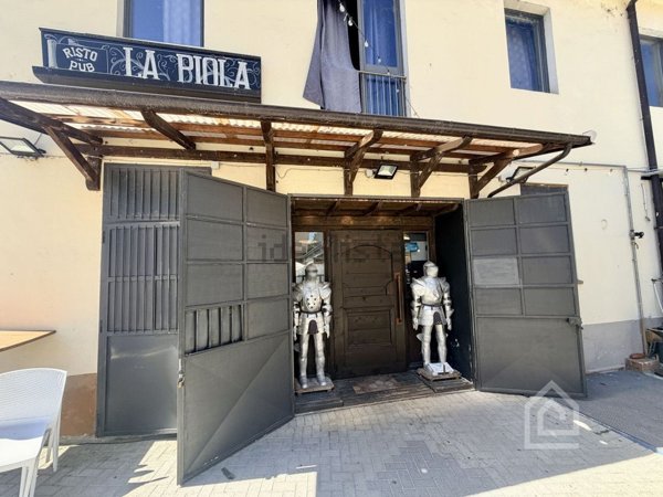 negozio in affitto a Chivasso