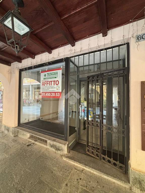 negozio in affitto a Ciriè