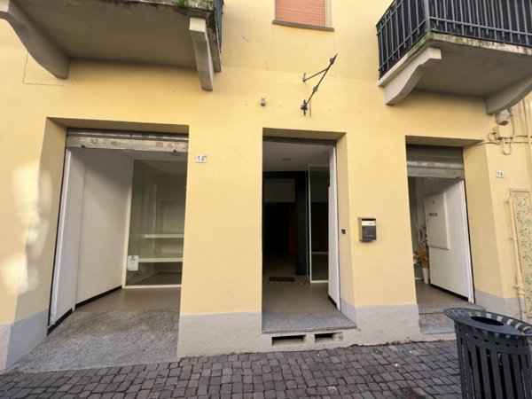 negozio in affitto a Ciriè