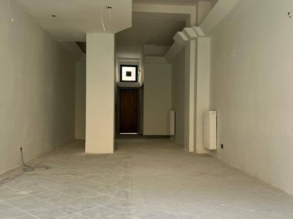 negozio in affitto a Ciriè