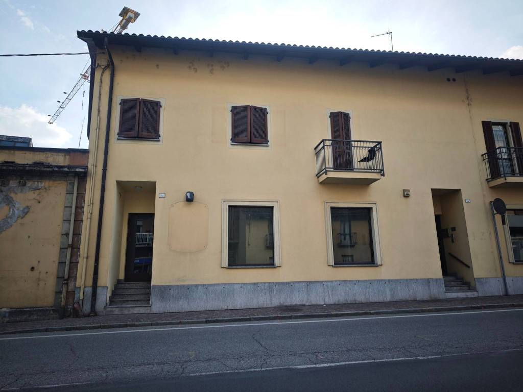 negozio in affitto a Ciriè
