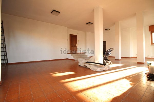 negozio in affitto a Ciriè