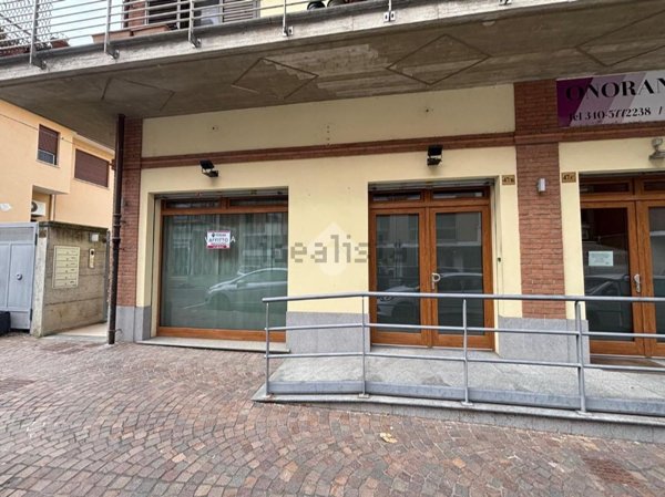 negozio in affitto a Ciriè