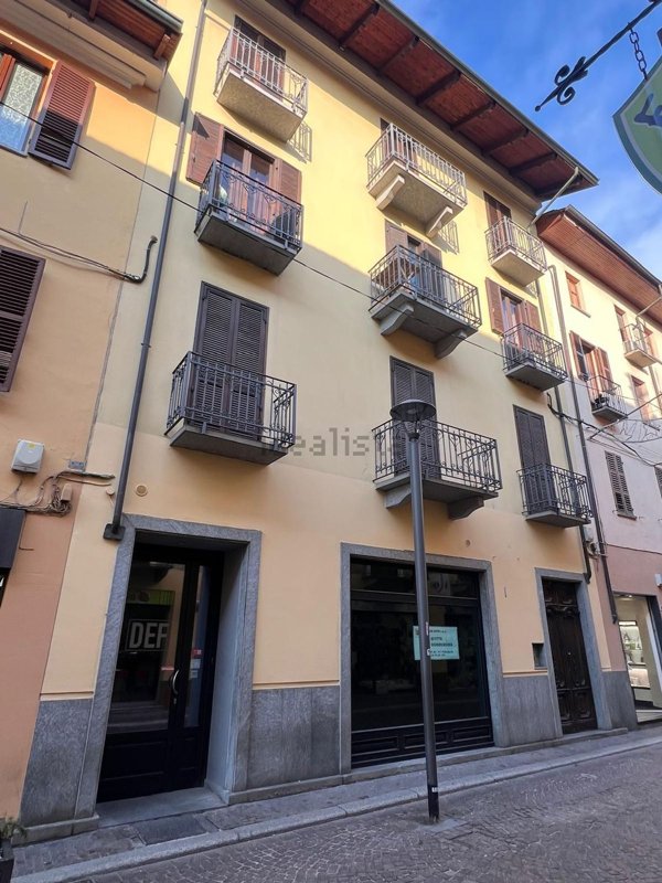 locale commerciale in affitto a Ciriè