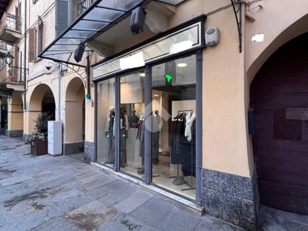negozio in affitto a Ciriè