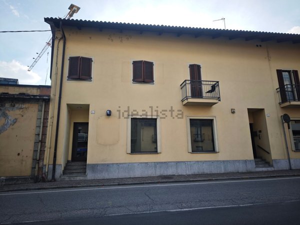 locale commerciale in affitto a Ciriè
