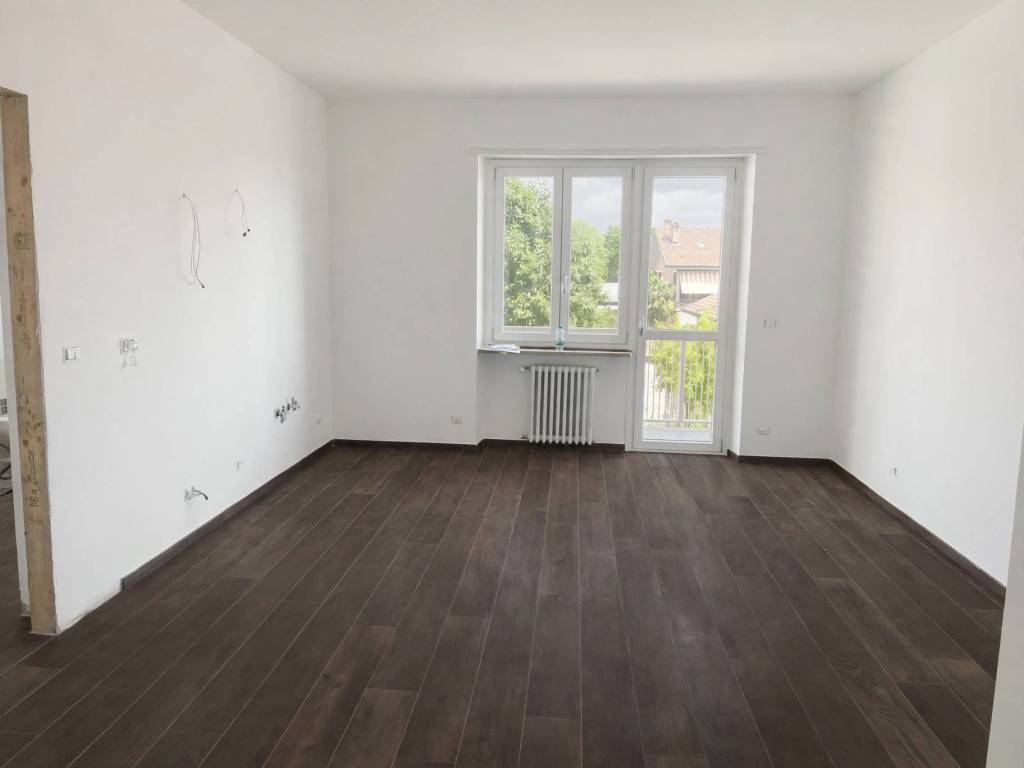 appartamento in affitto a Ciriè in zona Devesi