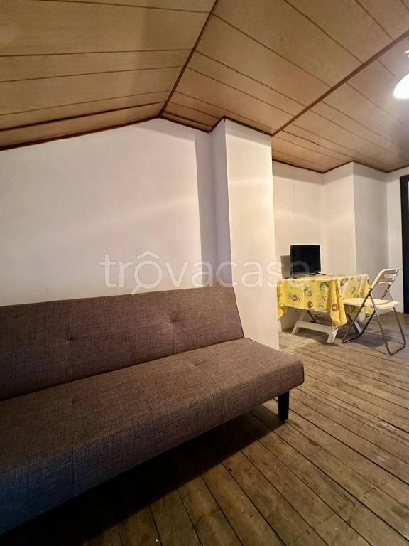 appartamento in affitto a Coazze