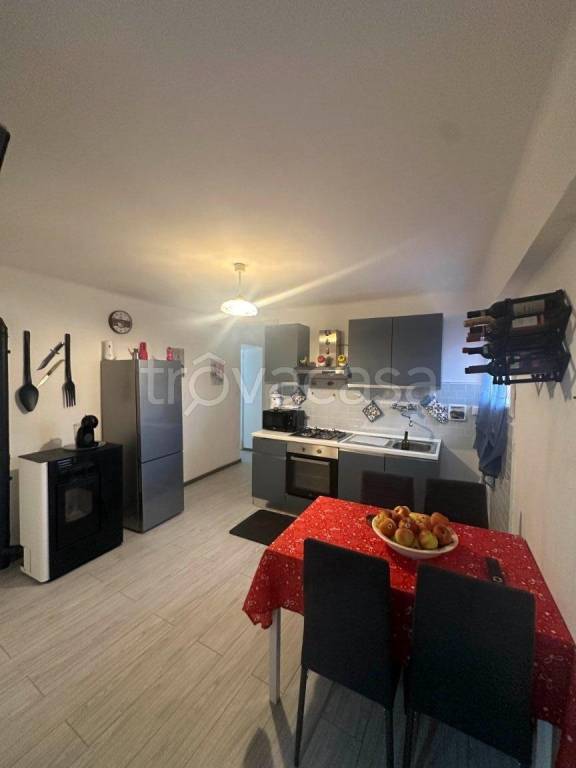 appartamento in affitto a Coazze