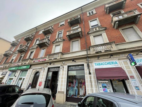 locale commerciale in affitto a Collegno