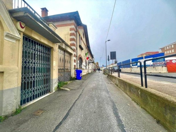 appartamento in affitto a Collegno in zona Leumann