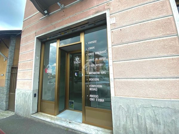 locale commerciale in affitto a Collegno