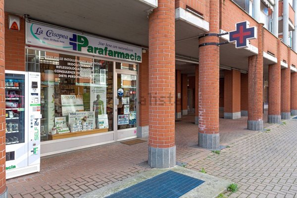 locale commerciale in affitto a Collegno