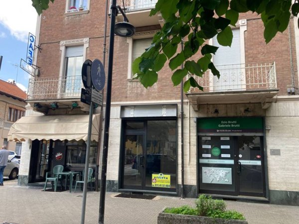 negozio in affitto a Collegno